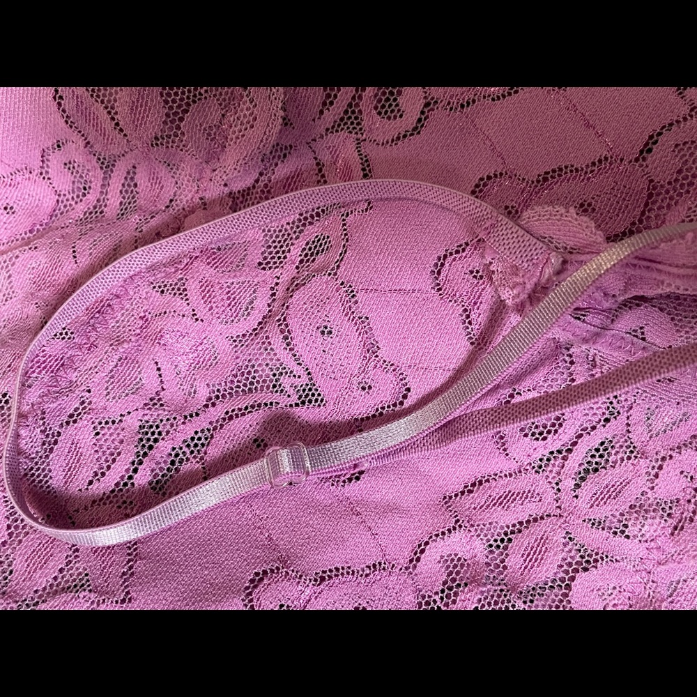 Floral & Butterfly Lace Nighty S - Picture 9 of 10